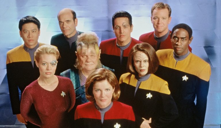 Ator de Star Trek confirma o retorno de um personagem importante da Voyager