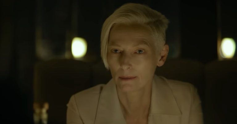 The Killer: Tilda Swinton sai com a melhor cena do filme