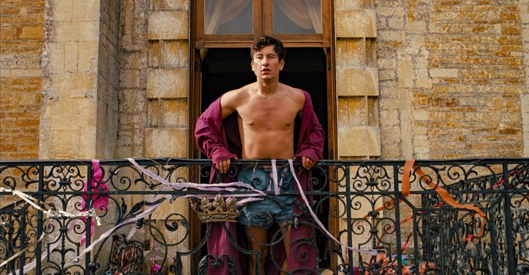 Margot Robbie explica por que a cena da banheira Saltburn é ‘nojenta’ e ‘excitante’