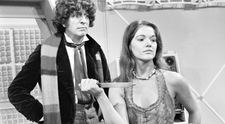 Trailer da 15ª temporada de Doctor Who traz de volta um companheiro clássico para uma nova cena da guerra do tempo