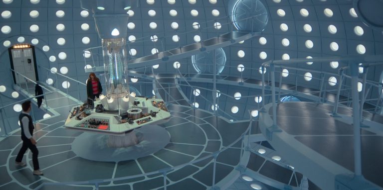 A nova TARDIS de Doctor Who está escondendo uma referência secreta de Star Wars