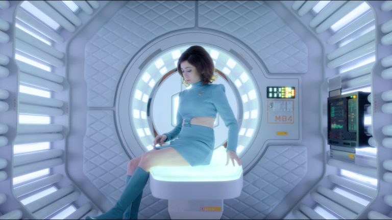 A 7ª temporada de Black Mirror fará algo que a série nunca fez antes