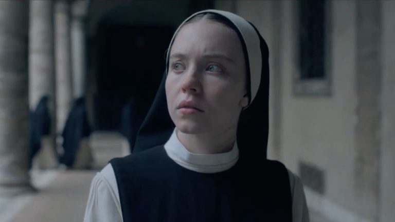 Revisão Imaculada: Santo Inferno, Sydney Sweeney
