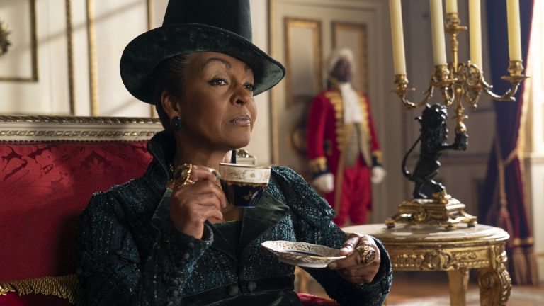 3ª temporada de Bridgerton: Adjoa Andoh sobre o passado de Lady Danbury e The Whistledown Revelation