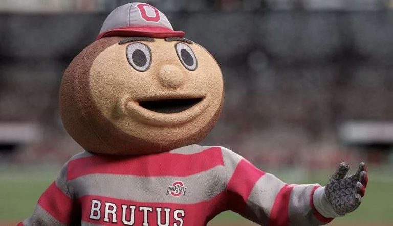 EA College Football 25: Os maiores recursos ausentes do NCAA Football