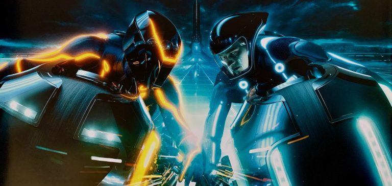 Tron: Análise do trailer de Ares D23: incursões na grade, ISOs e o retorno de Jeff Bridges