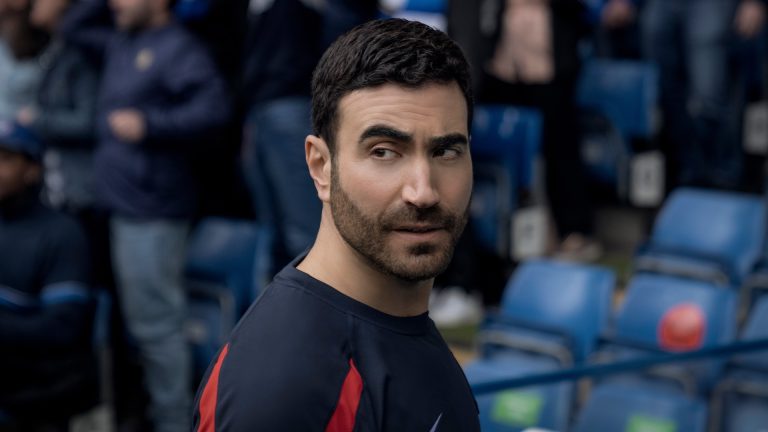O papel cada vez menor de Brett Goldstein na segunda temporada não é apenas mais um Roy Kent