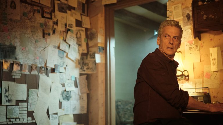 Pedro Capaldi em "Mais ação" 2ª temporada de Devil’s Hour e a dificuldade de interpretar Doctor Who