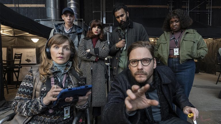 The Franchise Review: Biting HBO Comedy pergunta onde tudo deu errado nos filmes de super-heróis