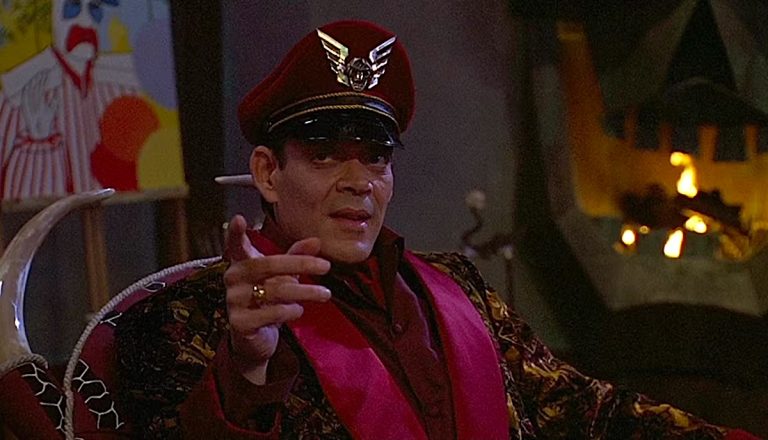 Street Fighter: uma apreciação por M. Bison de Raul Julia