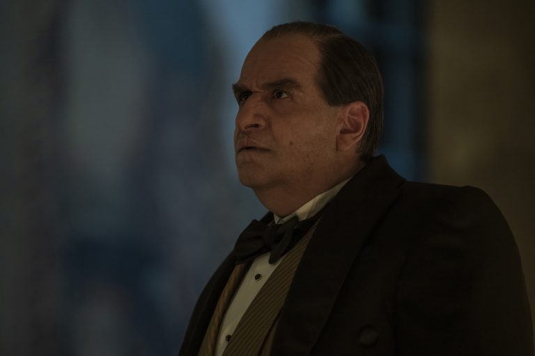 O pinguim de Colin Farrell acaba de se juntar a um clube exclusivo de vilões do Batman