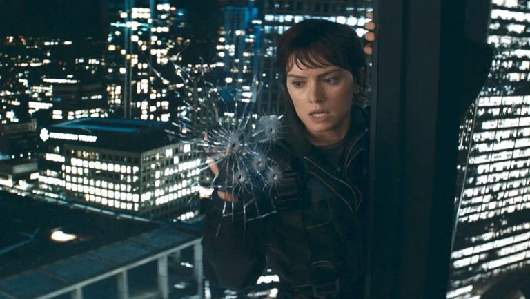 Daisy Ridley ao enfrentar seu medo da vida real de altura em limpador