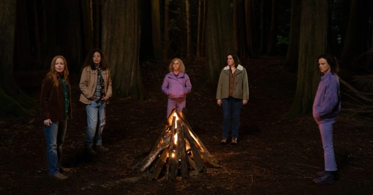 Yellowjackets Season 2 Recap: Quem é a nova rainha dos chifres?