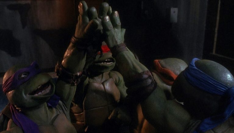 Teenage Mutant Ninja Turtles foi a primeira adaptação moderna de quadrinhos