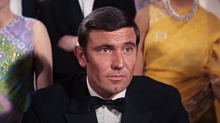 James Bond: Como o blefe de George Lazenby e um teste de tela violenta mudaram o futuro da franquia