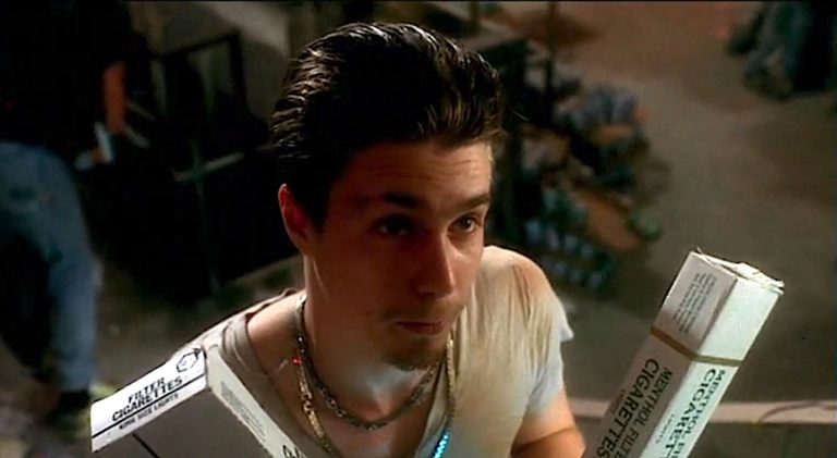 Teenage Mutant Ninja Turtles: Os filmes precisam de mais momentos como a introdução do clã de pé de Sam Rockwell