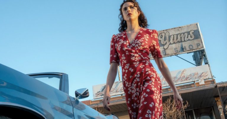 Querida, não! Revisão: Margaret Qualley Aces Noir Detective Remins