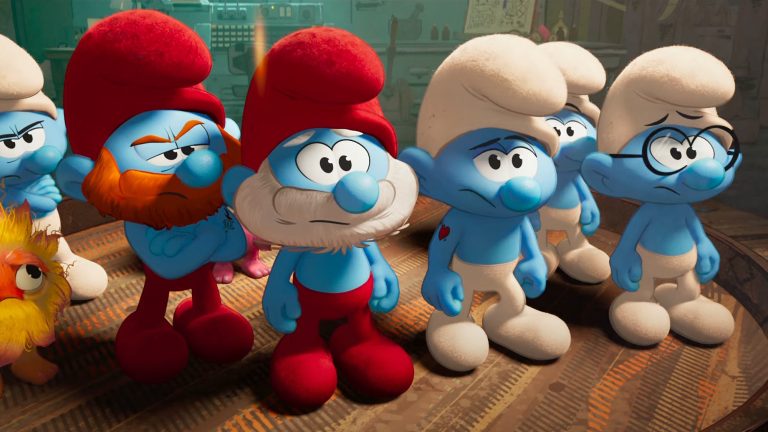 A estranha história dos filmes de Smurfs e como esses bastardos azuis continuam voltando