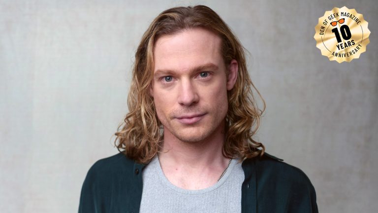 Entrevista com a 3ª temporada de vampiros: Sam Reid provoca a Jornada de Estrela do Rock de Lestat