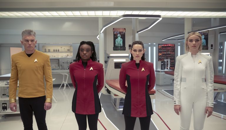 Star Trek: Strange New Worlds Season 3 Episódio 8 Resenha-Vulcans de quatro e meio