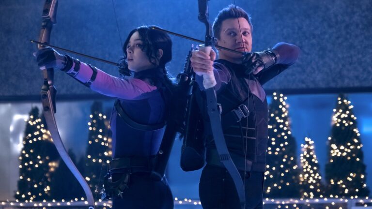 Jeremy Renner insiste que a segunda temporada de Hawkeye está chegando