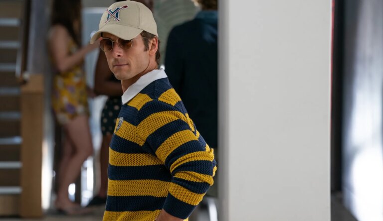 Glen Powell: O assassinato pode ter uma “qualidade americana” em como cometer um assassinato