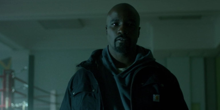 Mike Colter quer Luke Cage para uma história clássica do Demolidor