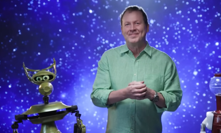 Novo crossover MST3K e RiffTrax é uma ótima notícia para Mike Enjoyers