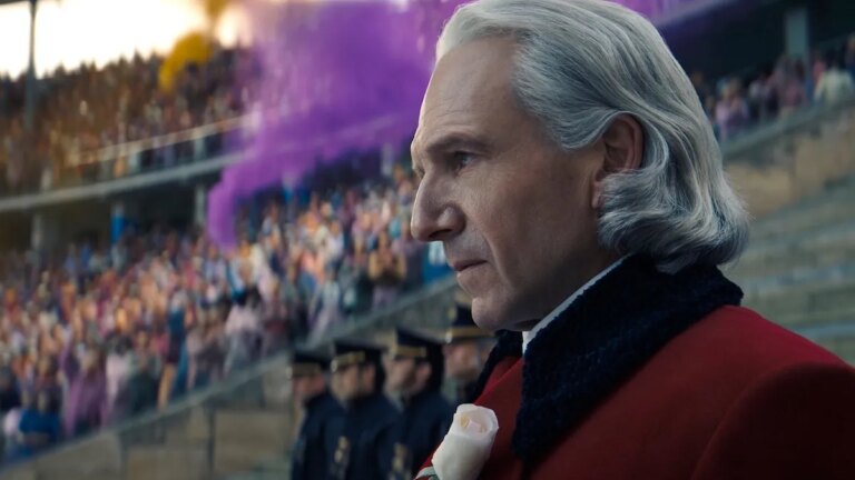 Trailer de Prequel de Jogos Vorazes apresenta Ralph Fiennes como outro vilão de romance YA
