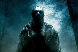 A série Crystal Lake da A24 precisa explicar o que está acontecendo com esta cidade estranha