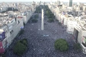 13 das comemorações de torcedores mais loucas depois de uma vitória na Copa do Mundo ou no futebol