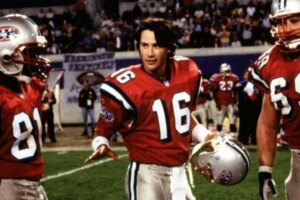 15 atores que realmente não sabem praticar esportes