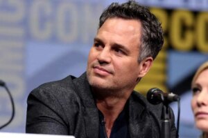 15 celebridades que não têm vergonha de suas crenças pessoais