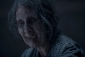 Evil Dead Burn prova que a franquia precisa de mais comédia